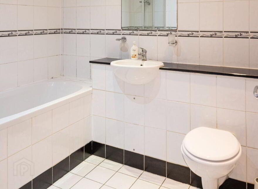 121 Bracken Hall, Swords Central, Main Street, Swords, K67H662