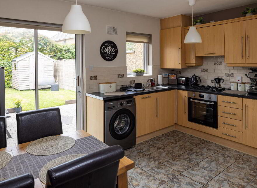 25 Boroimhe Cedars, Swords, K67R273
