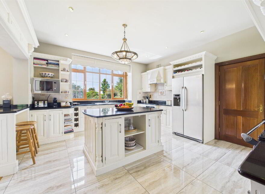 Woodview House, 2 Castlewoods, Ballinamona, X91H6P1