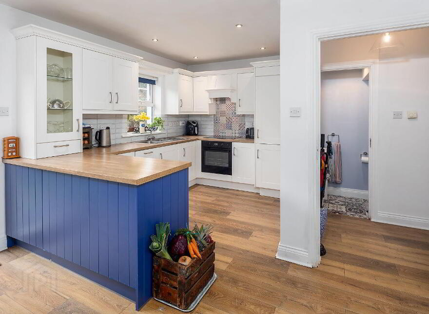 18 Siddon's Court, Lower Aghada, Midleton, Whitegate, P25CH63