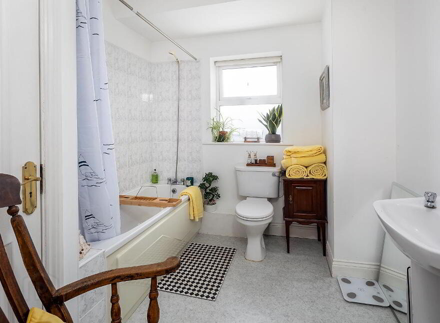 18 Siddon's Court, Lower Aghada, Midleton, Whitegate, P25CH63
