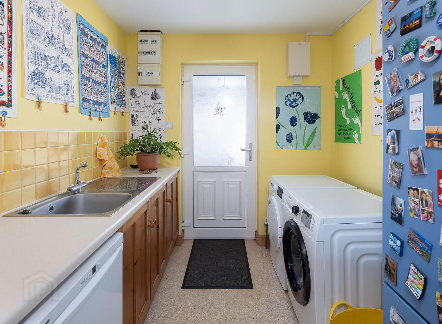 Staffa, Ballyannan, Midleton, P25NH99