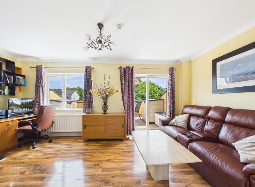 14 Holly Grove, Broomfield Village, Midleton, P25PD72