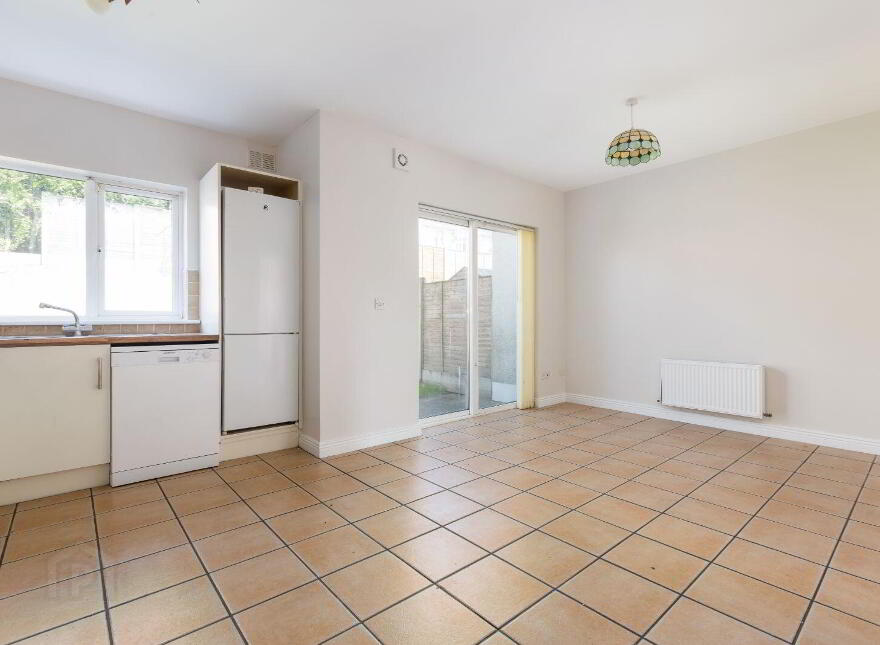 33 Ashewood Heath, Ashewood, Ashbourne, A84T448
