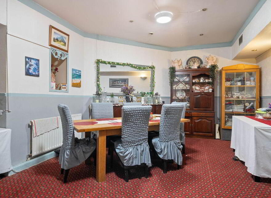 The Mayfair, 1 Florence Terrace, Florence Road, Bray, A98NW62