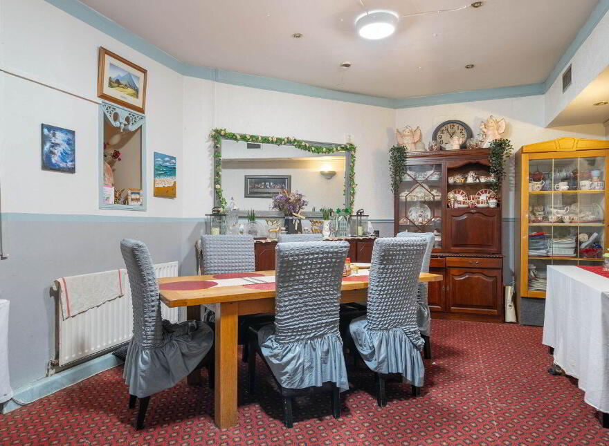 The Mayfair, 1 Florence Terrace, Florence Road, Bray, A98NW62