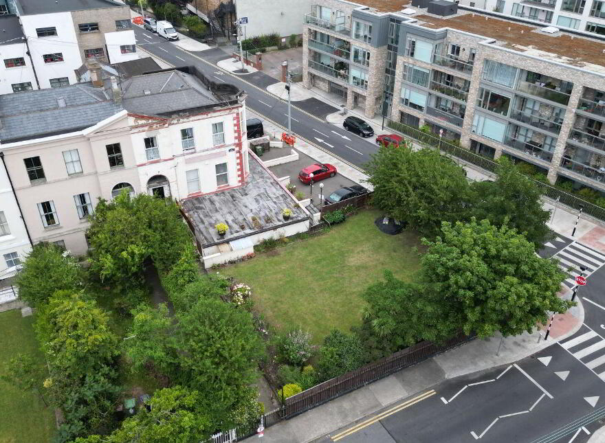 The Mayfair, 1 Florence Terrace, Florence Road, Bray, A98NW62