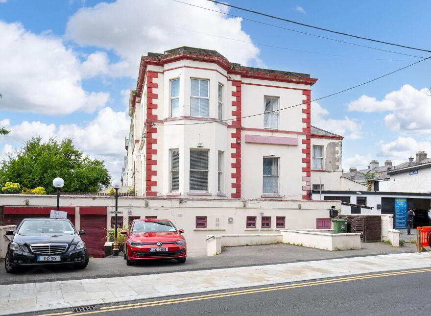The Mayfair, 1 Florence Terrace, Florence Road, Bray, A98NW62