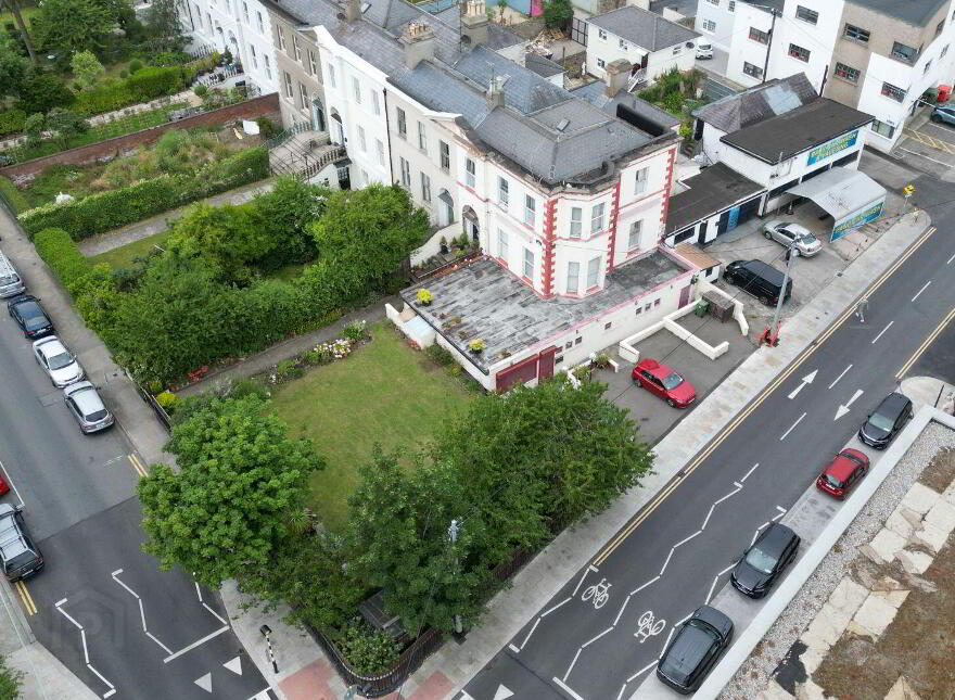 The Mayfair, 1 Florence Terrace, Florence Road, Bray, A98NW62
