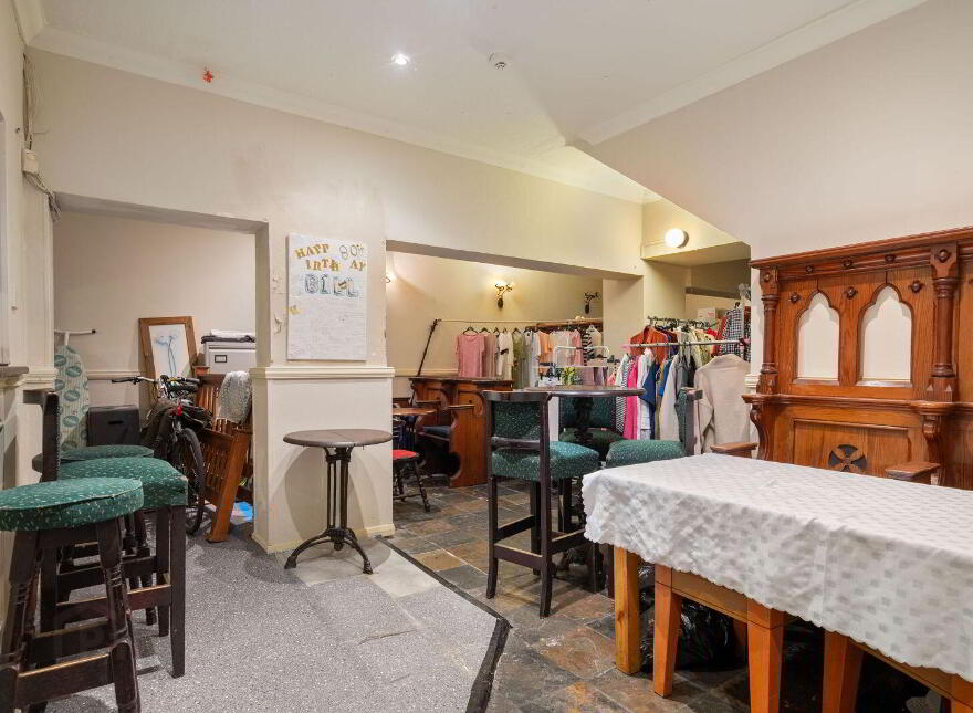 The Mayfair, 1 Florence Terrace, Florence Road, Bray, A98NW62