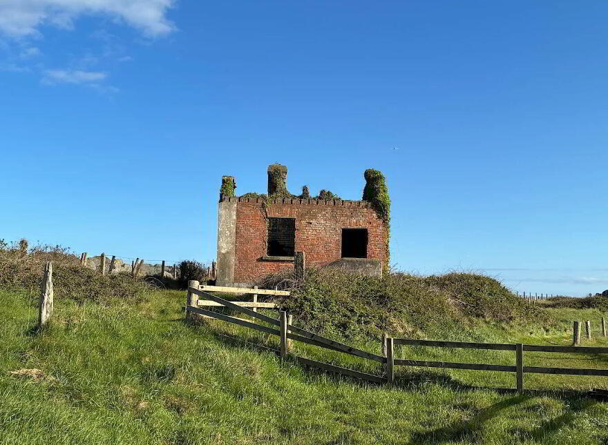 The Cable Hut, Sea Road, Newcastle