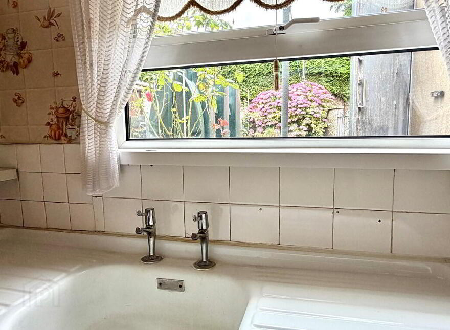 92 Armagh Road, Portadown, BT62 3DT