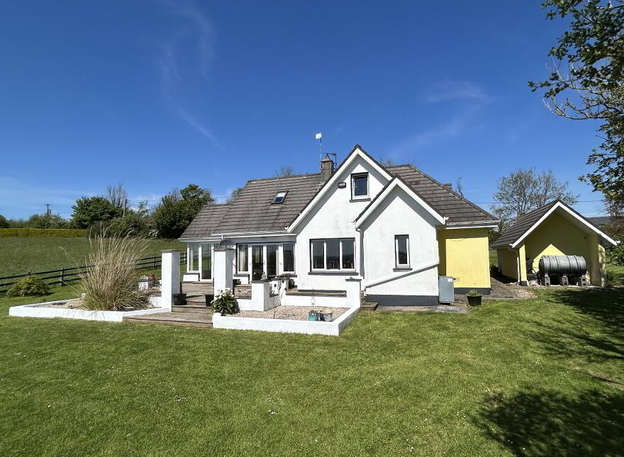 Farranhill House, Inchamore, Ballina, V94P8H7