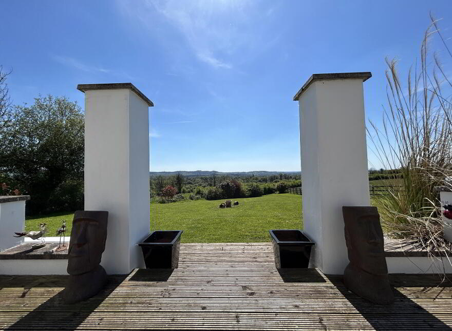 Farranhill House, Inchamore, Ballina, V94P8H7