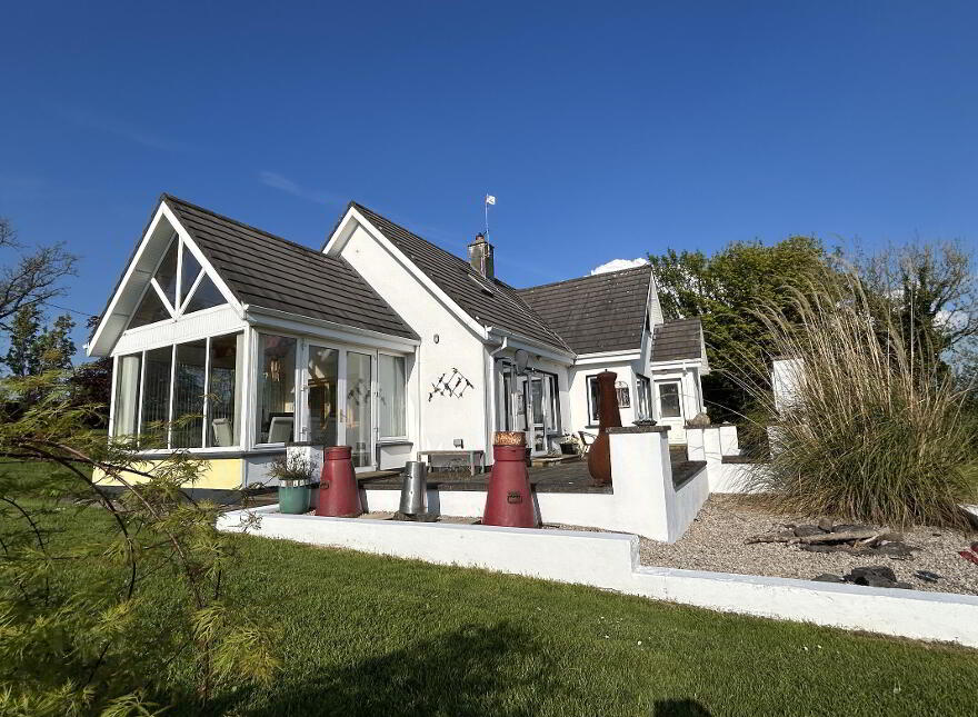 Farranhill House, Inchamore, Ballina, V94P8H7