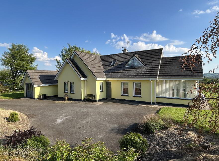 Farranhill House, Inchamore, Ballina, V94P8H7