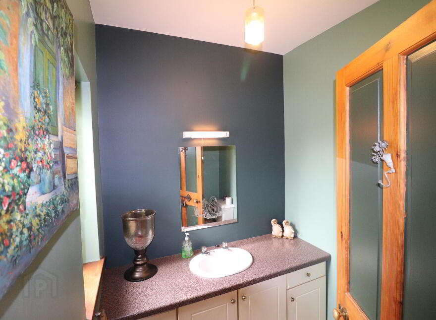 Farranhill House, Inchamore, Ballina, V94P8H7