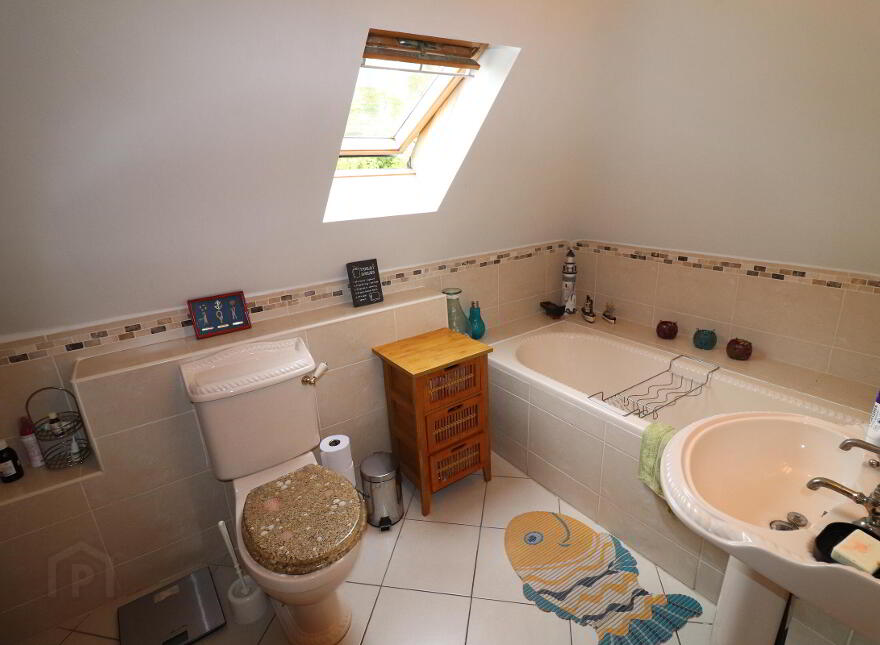 Farranhill House, Inchamore, Ballina, V94P8H7