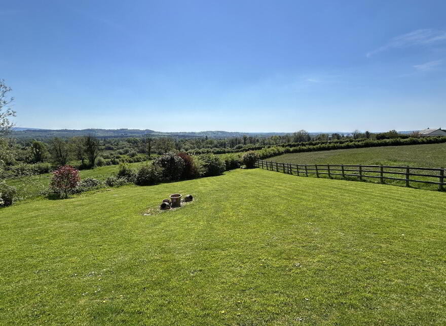 Farranhill House, Inchamore, Ballina, V94P8H7