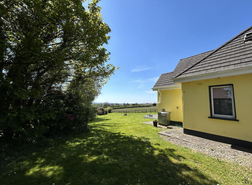 Farranhill House, Inchamore, Ballina, V94P8H7
