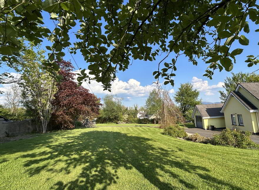 Farranhill House, Inchamore, Ballina, V94P8H7