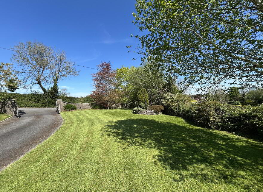Farranhill House, Inchamore, Ballina, V94P8H7