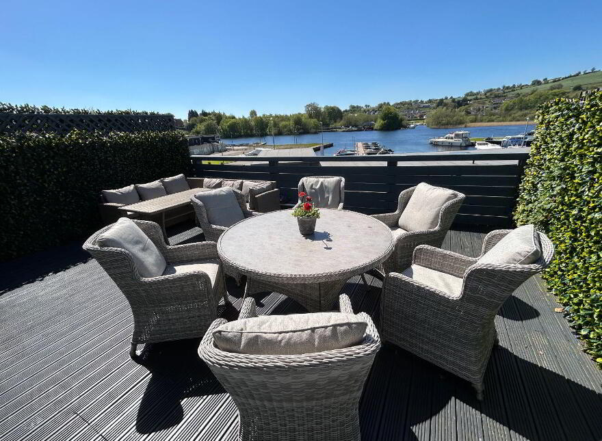 2 Lakeside Cottages, Ballina, V94YX6R