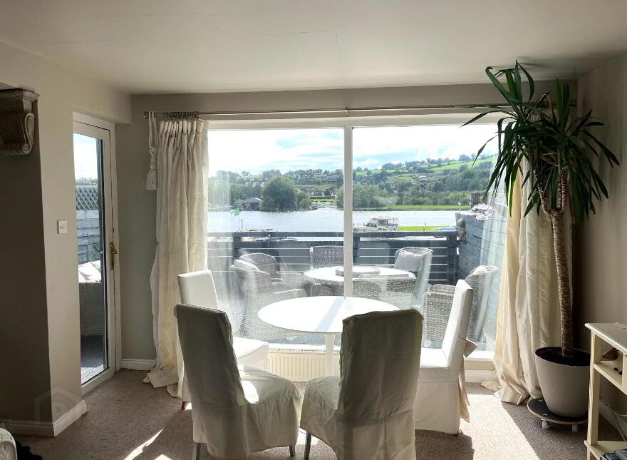 2 Lakeside Cottages, Ballina, V94YX6R