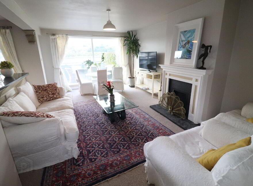 2 Lakeside Cottages, Ballina, V94YX6R