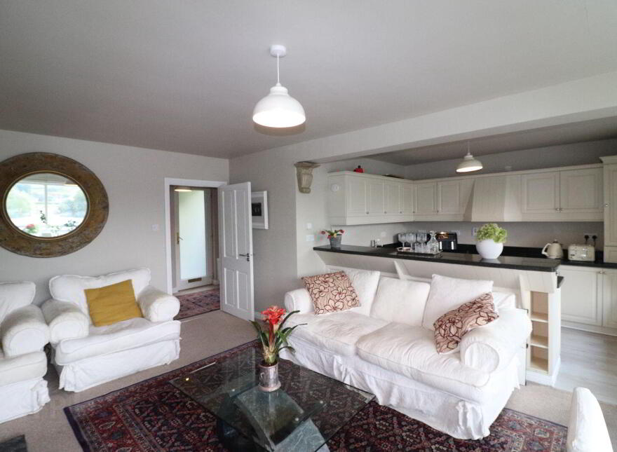 2 Lakeside Cottages, Ballina, V94YX6R