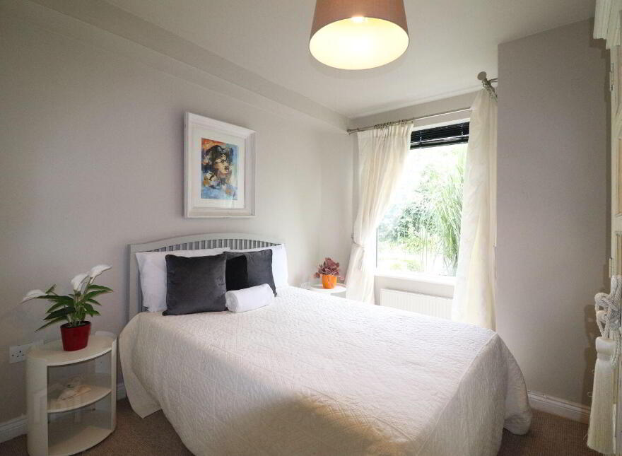 2 Lakeside Cottages, Ballina, V94YX6R