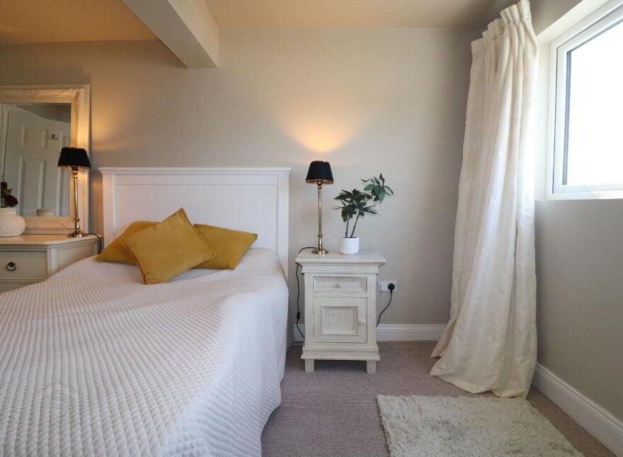 2 Lakeside Cottages, Ballina, V94YX6R