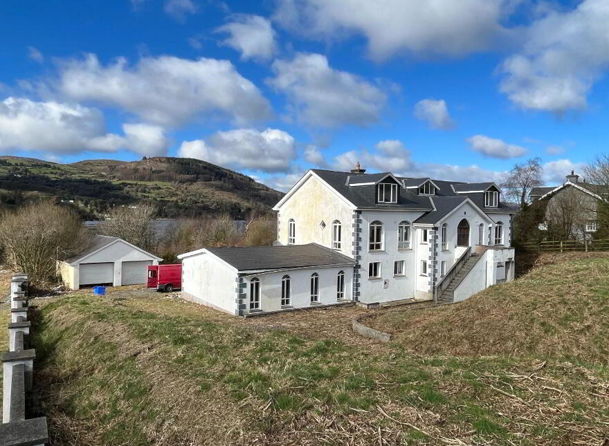 Teach Cois Deirge, 25 Slí Cuileann, Cullenagh, Ballina, V94H6F4
