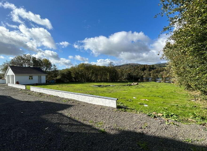 Teach Cois Deirge, 25 Slí Cuileann, Cullenagh, Ballina, V94H6F4