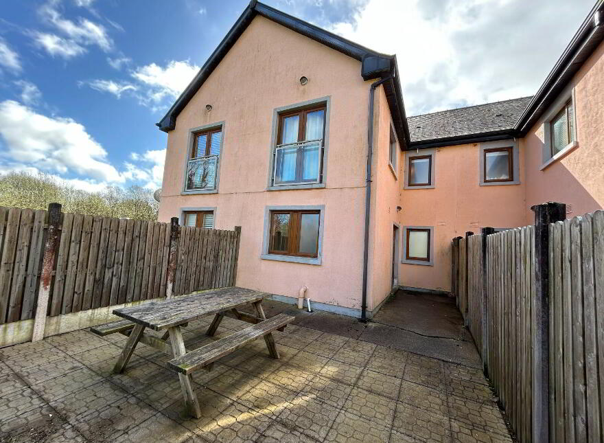 35 Fishermans Walk, Newtown, Killaloe, V94HXV6
