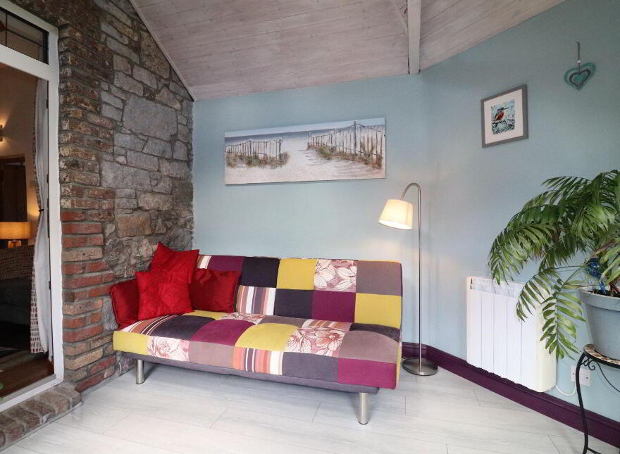 'Railway Cottage', Ballinteenoe, Carrigatoher, Nenagh, E45TY47