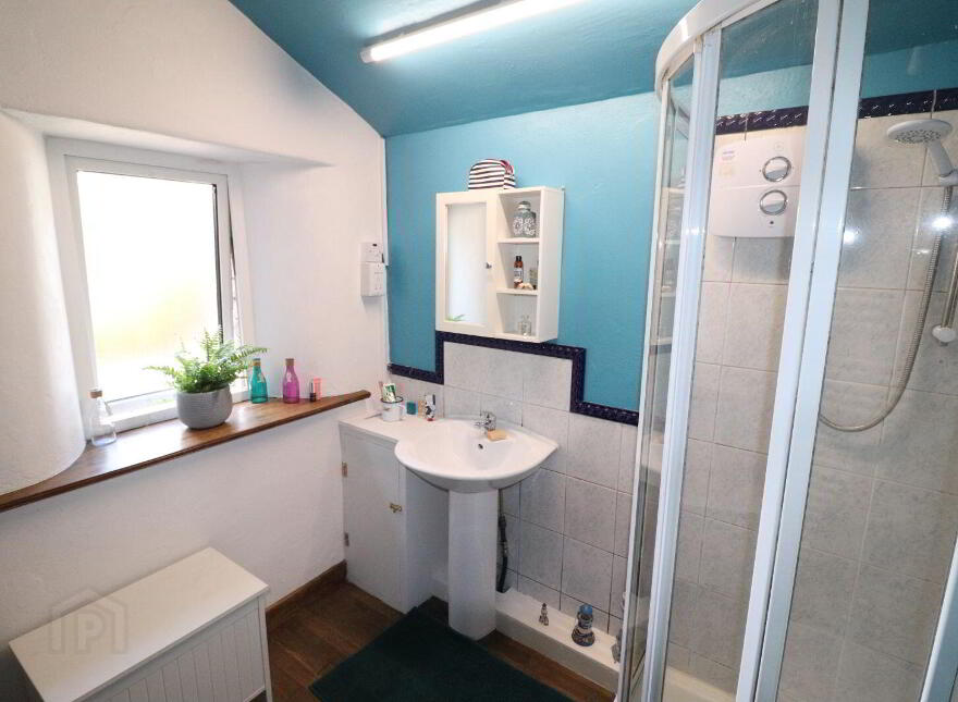 'Railway Cottage', Ballinteenoe, Carrigatoher, Nenagh, E45TY47