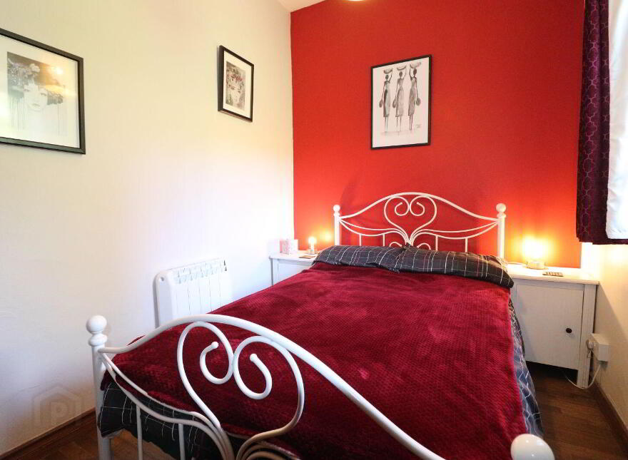 'Railway Cottage', Ballinteenoe, Carrigatoher, Nenagh, E45TY47