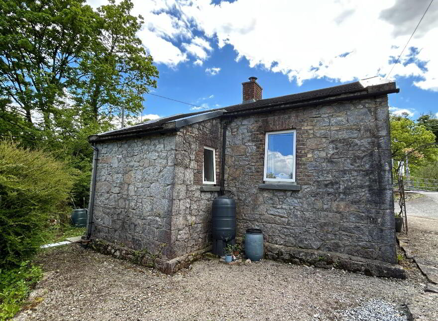 'Railway Cottage', Ballinteenoe, Carrigatoher, Nenagh, E45TY47
