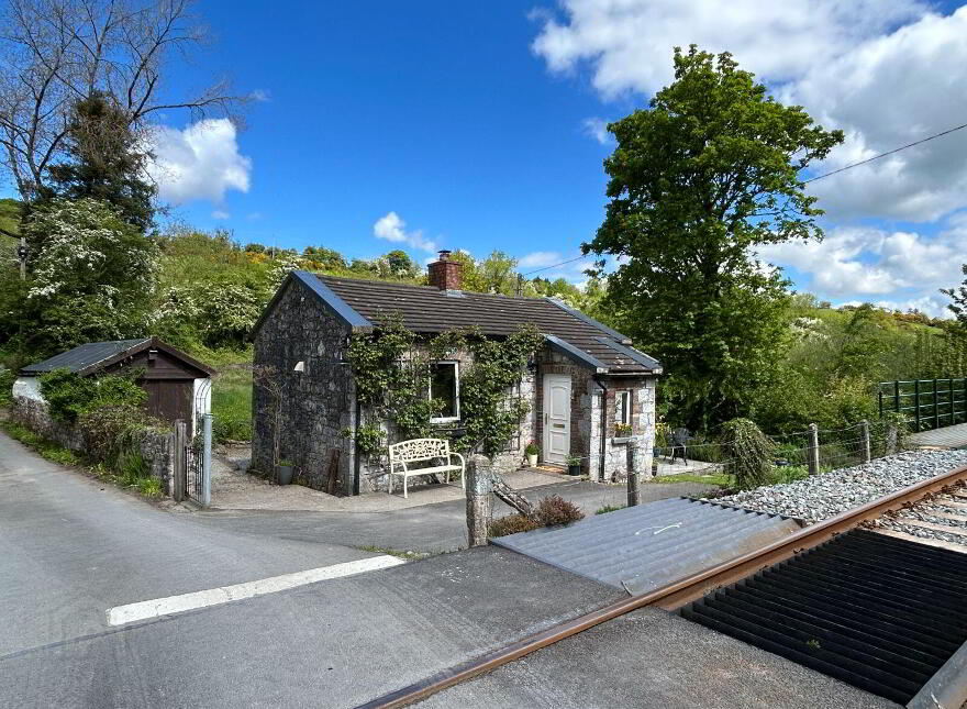 'Railway Cottage', Ballinteenoe, Carrigatoher, Nenagh, E45TY47