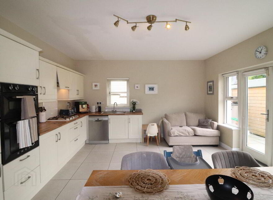 38 The Rise, Arda Na Deirge, Killaloe, V9429Y3