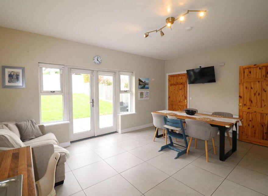 38 The Rise, Arda Na Deirge, Killaloe, V9429Y3