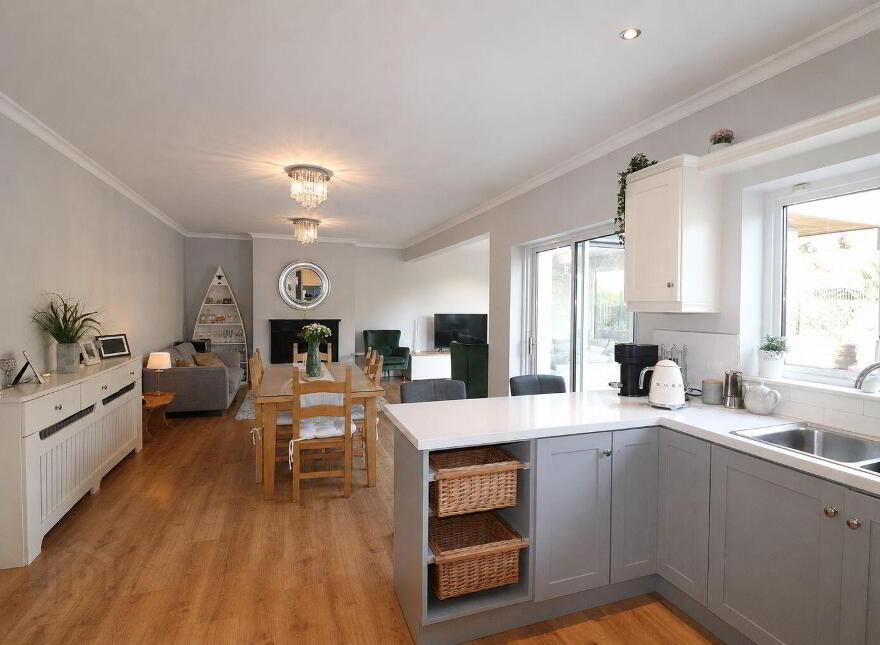 'Karibu' Grange Road, Ballina, V94D8C8