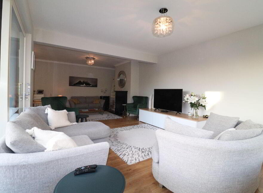 'Karibu' Grange Road, Ballina, V94D8C8