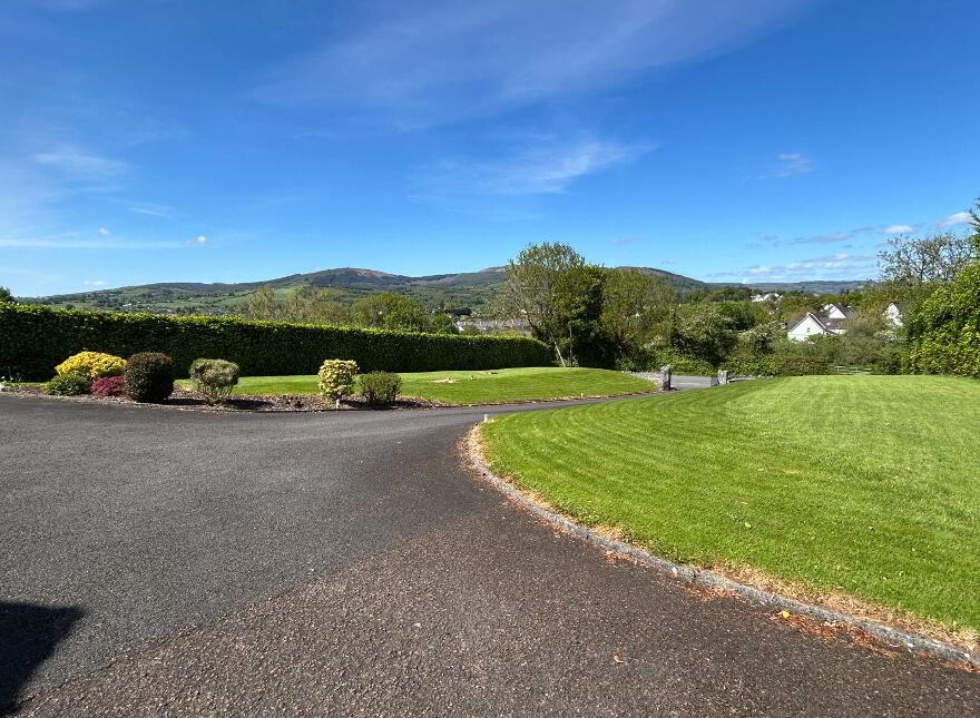 'Karibu' Grange Road, Ballina, V94D8C8