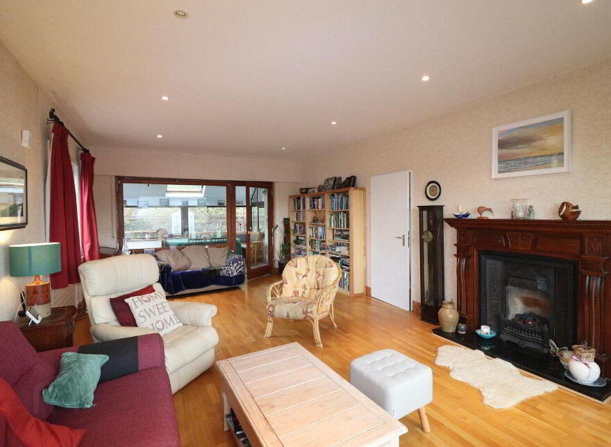 Ballyvally, Killaloe, V94K0HE