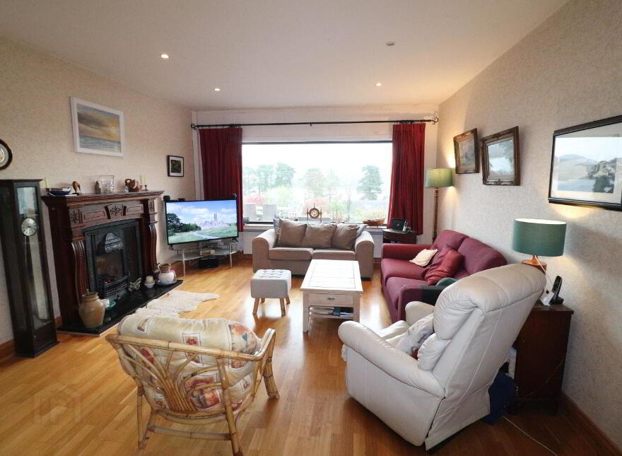 Ballyvally, Killaloe, V94K0HE