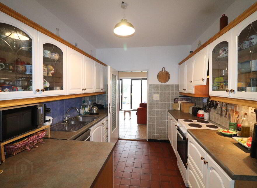 Ballyvally, Killaloe, V94K0HE