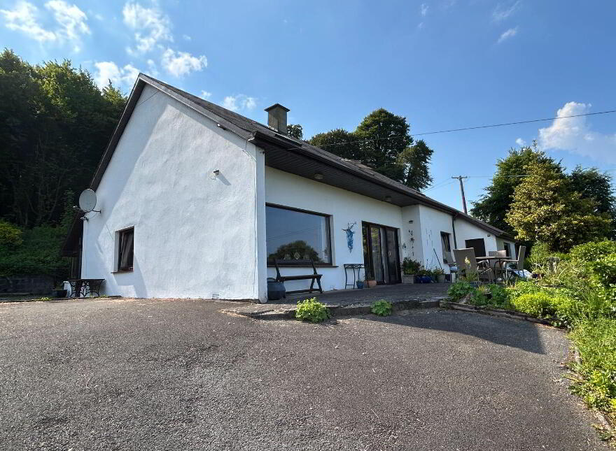 Ballyvally, Killaloe, V94K0HE