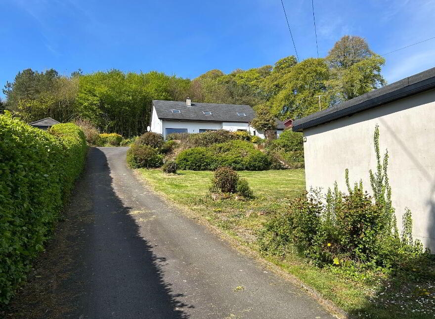 Ballyvally, Killaloe, V94K0HE